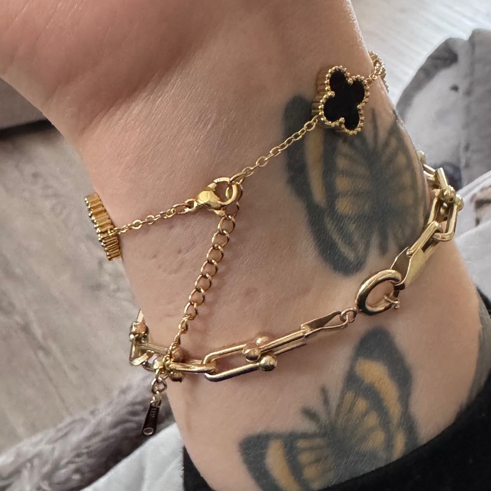 13mm Clover 18kt gold stainless steel bracelet - Picture 6 of 8